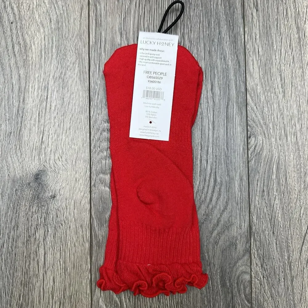 2 Pack Free People Movement Red Ruffle Sport Socks Winterberry $18